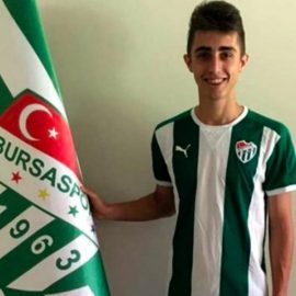 Beşiktaş, Bursaspor'dan kovulan Şengil'e sahip çıktı