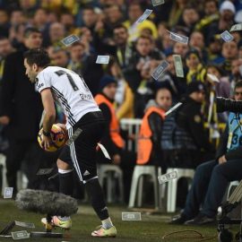 Fenerbahçe'den Gökhan Gönül girişimi