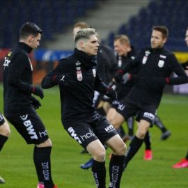 İdman kuralına uymayan LASK Linz'in başı dertte