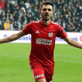 Sivasspor, G.Saray'ı TFF'ye şikayet etmeye hazırlanıyor