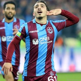 Nice, Abdülkadir Ömür'e talip oldu