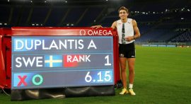 İsveçli atlet Duplantis'den rekor atlama