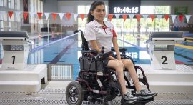 Milli yüzücü bedensel engelli sporcuların psikoloğu olmak istiyor