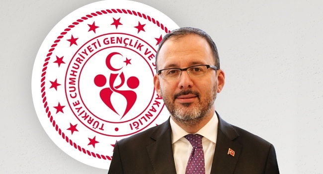 Bakan Kasapoğlu Emre Sakçı’yı kutladı