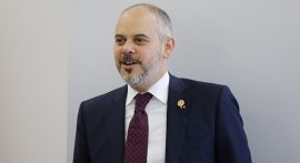 Eski bakan Akif Çağatay Kılıç koronavirüse yakalandı