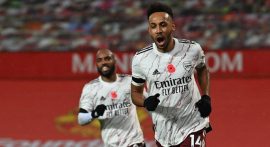 Arsenal Manchester United'ı tek golle yendi