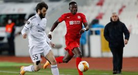 Rıza Çalımbay'dan üç değişiklik