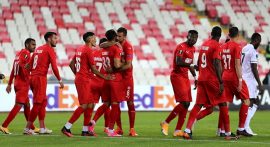 Sivasspor'un yüzü Avrupa'da 11 yıl sonra güldü