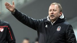 Beşiktaş Sergen Yalçın'la zirveye yürüyor