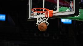 NBA'da iki oyuncunun COVID-19 testi pozitif çıktı