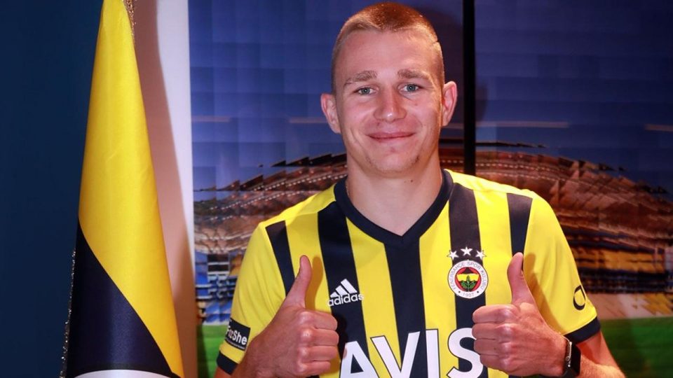 Attila Szalai Fenerbahçe’nin ikinci Macar oyuncusu oldu