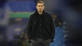 Lampard'ın koltuğu sallanıyor