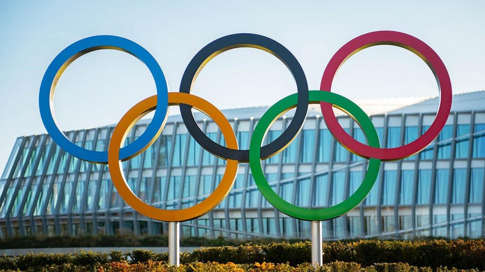 Olimpiyatlar yeniden erteleniyor mu?