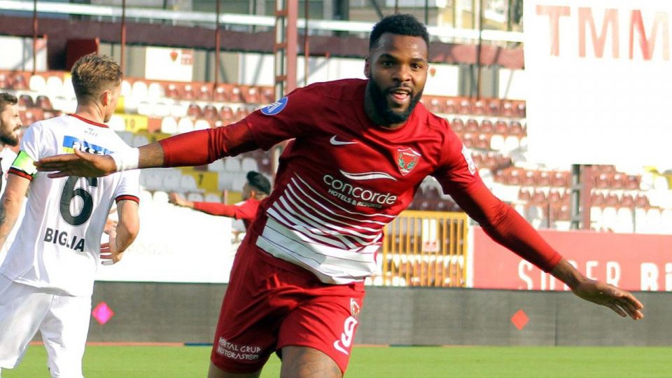 Yedek kulübesinden oyuna girenler 80 gol attı
