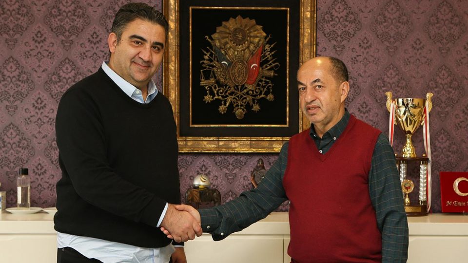 Ankaraspor, Ümit Özat ile 1,5 yıllığına anlaştı
