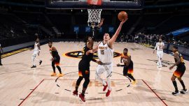 NBA'de Jazz'ı Nuggets durdurdu