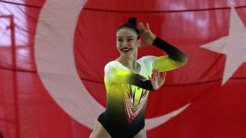 Ayşe Begüm Onbaşı'dan altın madalya