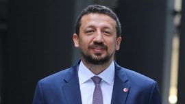 Hidayet Türkoğlu Anadolu Efes'in zaferini TRT Haber'e değerlendirdi