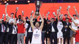 Şampiyon Anadolu Efes İstanbul'da