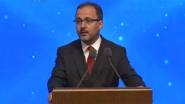 Bakan Kasapoğlu'ndan Nergiz Altıntaş ve Merve Cansu Demir'e tebrik