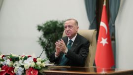 Cumhurbaşkanı Erdoğan'dan Anadolu Efes'e tebrik