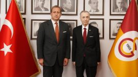 Galatasaray'da devir teslim töreni gerçekleştirildi
