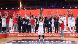 Anadolu Efes'ten 'Köln'de bir asma kilit' filmi