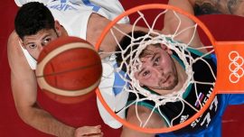 Tokyo'da erkek ve kadın basketbolunda ikişer maç oynandı