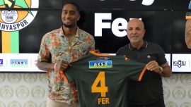 Alanyaspor Leroy Fer'i kadrosuna kattı