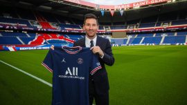 Messi resmen PSG'de