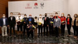 Paralimpik Oyunları'dan yarışan milli sporcular yurda döndü