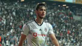 Umut Nayir Beşiktaş'a veda etti