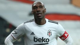 Beşiktaş'ın istikrarlı ismi Atiba, üçüncü kez "dalya" diyecek