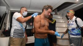 Milli sporcu Emre Seven'in KKTC'ye yüzme hedefi yarıda kaldı