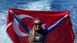 Milli sporcu Şahika Ercümen'den iki altın madalya