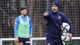 Fenerbahçe'de Vitor Pereira ideal 11'ini arıyor