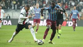 Sergen Yalçın'dan 6, Abdullah Avcı'dan 3 değişiklik