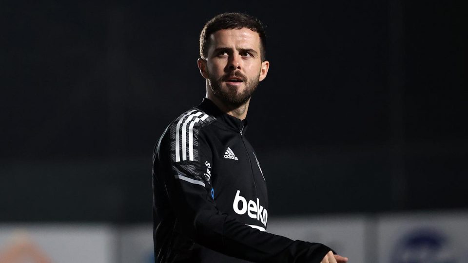 Pjanic, Borussia Dortmund maçı kadrosundan çıkarıldı