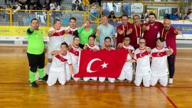 TFF'den özel sporculara başarı ödülü