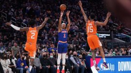 Warriors, Suns'ın serisine son verdi
