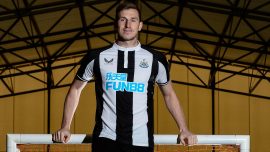 Newcastle United'a Yeni Zelandalı forvet