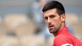 Novak Djokovic'in aşı muafiyeti tartışılıyor