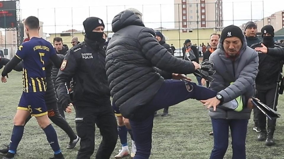 Tekirdağ’da amatör maçta çıkan kavgaya polis müdahale etti