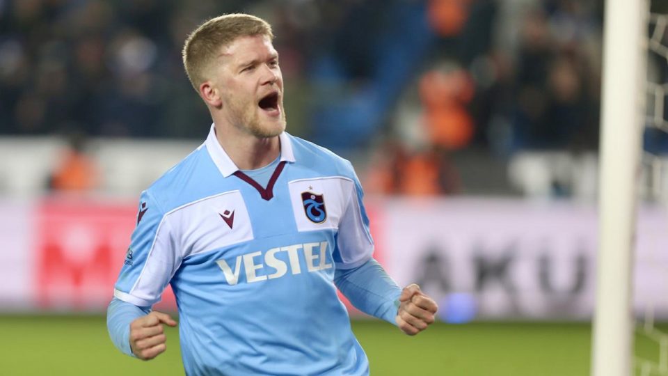 Andreas Cornelius şampiyonluğu krallıkla taçlandırmak istiyor