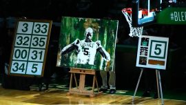 Boston Celtics'te Kevin Garnett'in forması emekliye ayrıldı