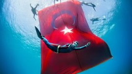 Serbest dalış rekortmeni Birgül Erken "yetenek avı"na çıktı