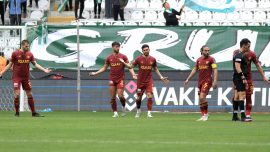 Göztepe'de oyuncularla görüşülecek
