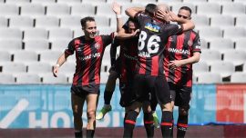 Karagümrük 3 puanı 3 golle aldı