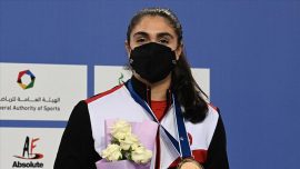 Türk eskrim tarihinde bir ilk: Aleyna Ertürk'ten bronz madalya