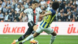 Beşiktaş'ta Emirhan İlkhan derbide beğeni topladı